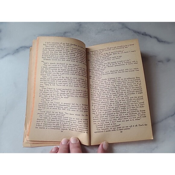 Dangerous Encounter By Darwin Teilnet Paperback - Picture 5 of 10